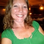 Acacia - Site echangiste à Vich Profil de Acacia, 27 ans, Site echangiste à Vich (Vaud)